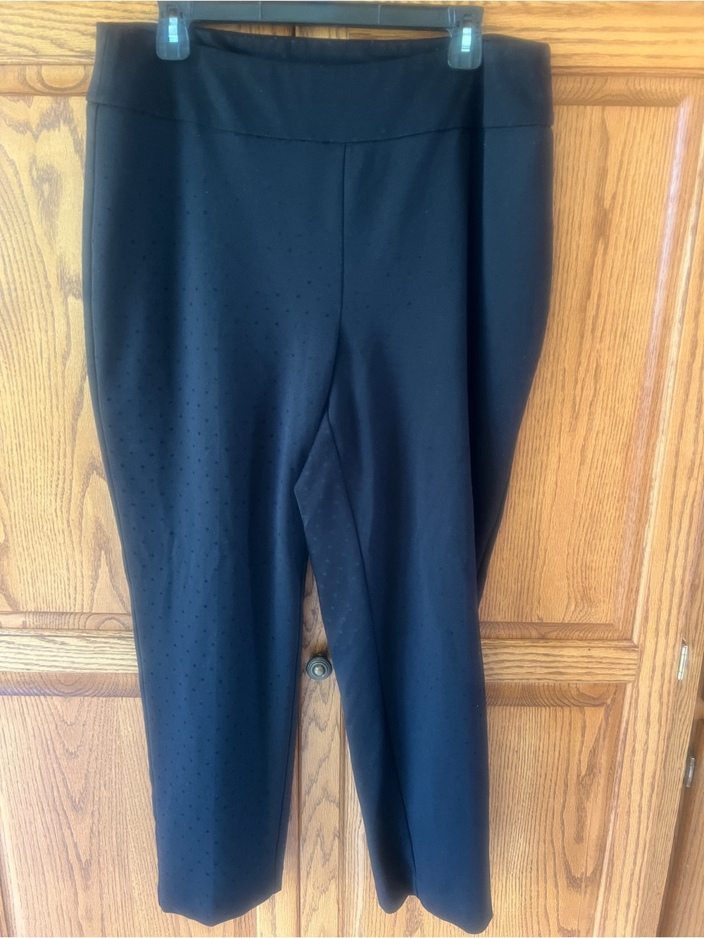 Black Women's Ponte Crop Pants